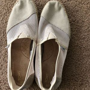 Cream colored Toms Canvas Slip On Shoes
